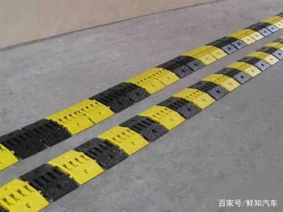 三種常見錯誤過減速帶方式，老司機也易中招，你避開了嗎？
